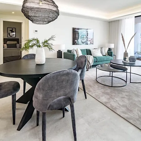 아파트 Inf42m- Modern Apartment, Families Only