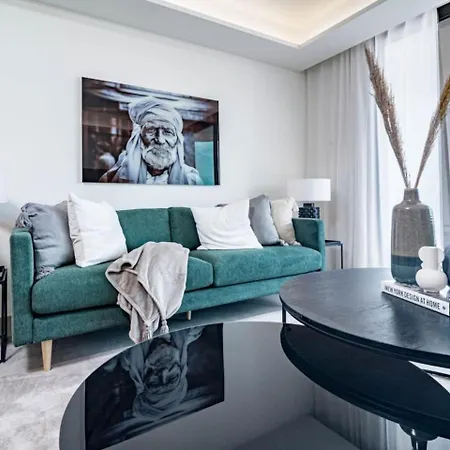 Inf42m- Modern Apartment, Families Only 아파트