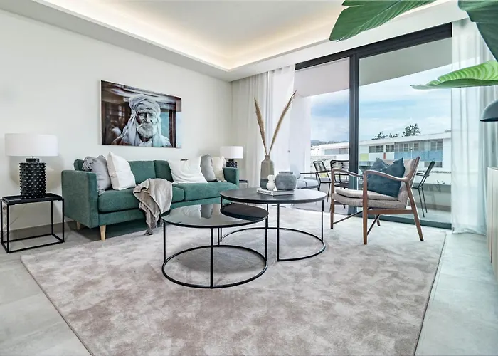 Inf4.2m- Modern Families Only Appartamento Estepona